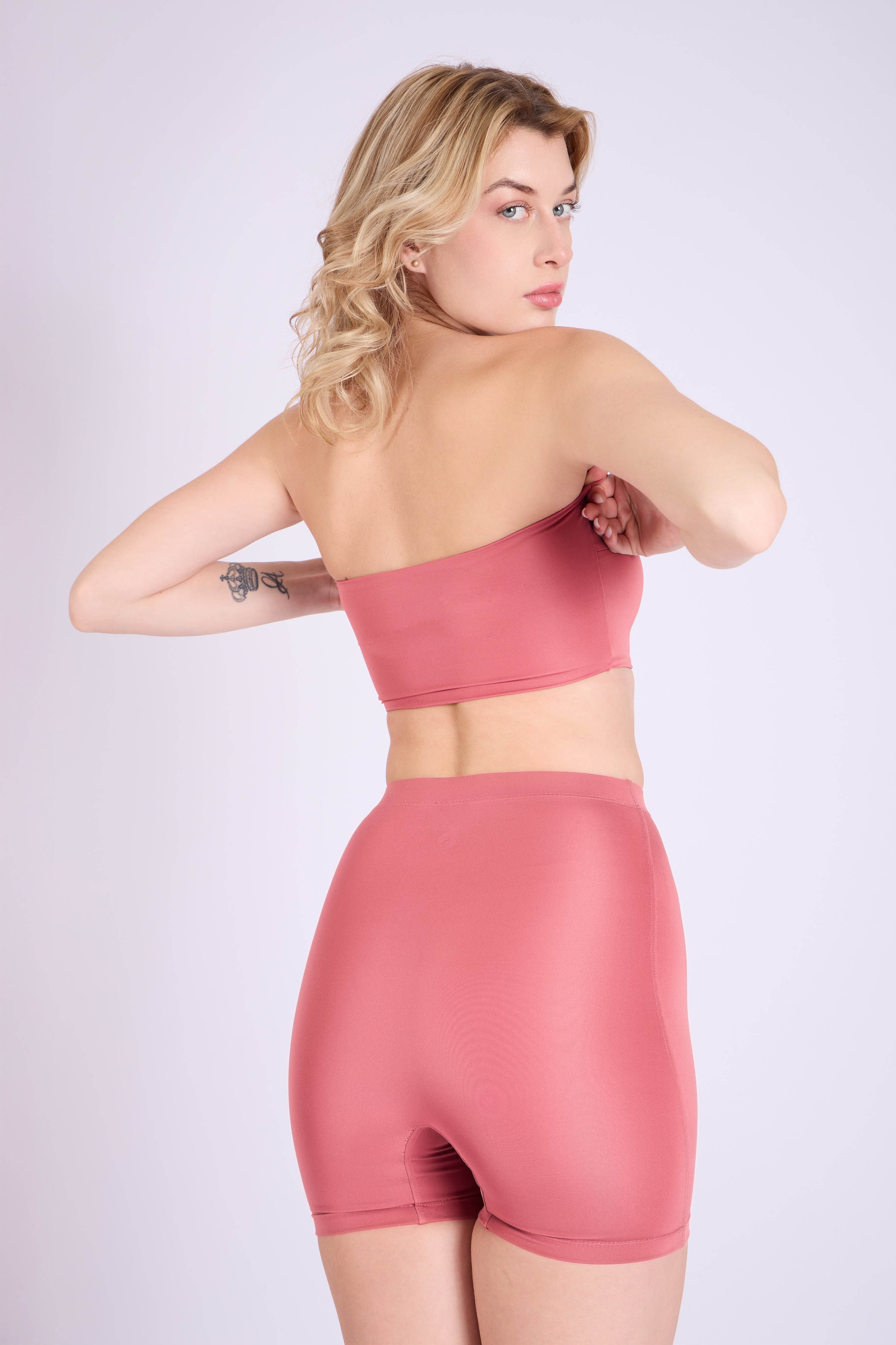 HEAT SYNC Bundle Midrise Shorts + Bandeau